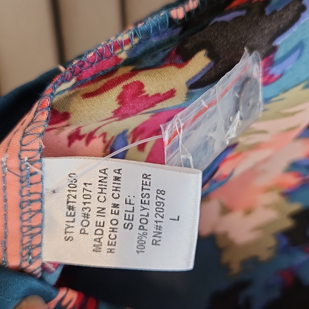 Entro Blouse Multi Color Ruffle Short Sleeve - Picture 6 of 7